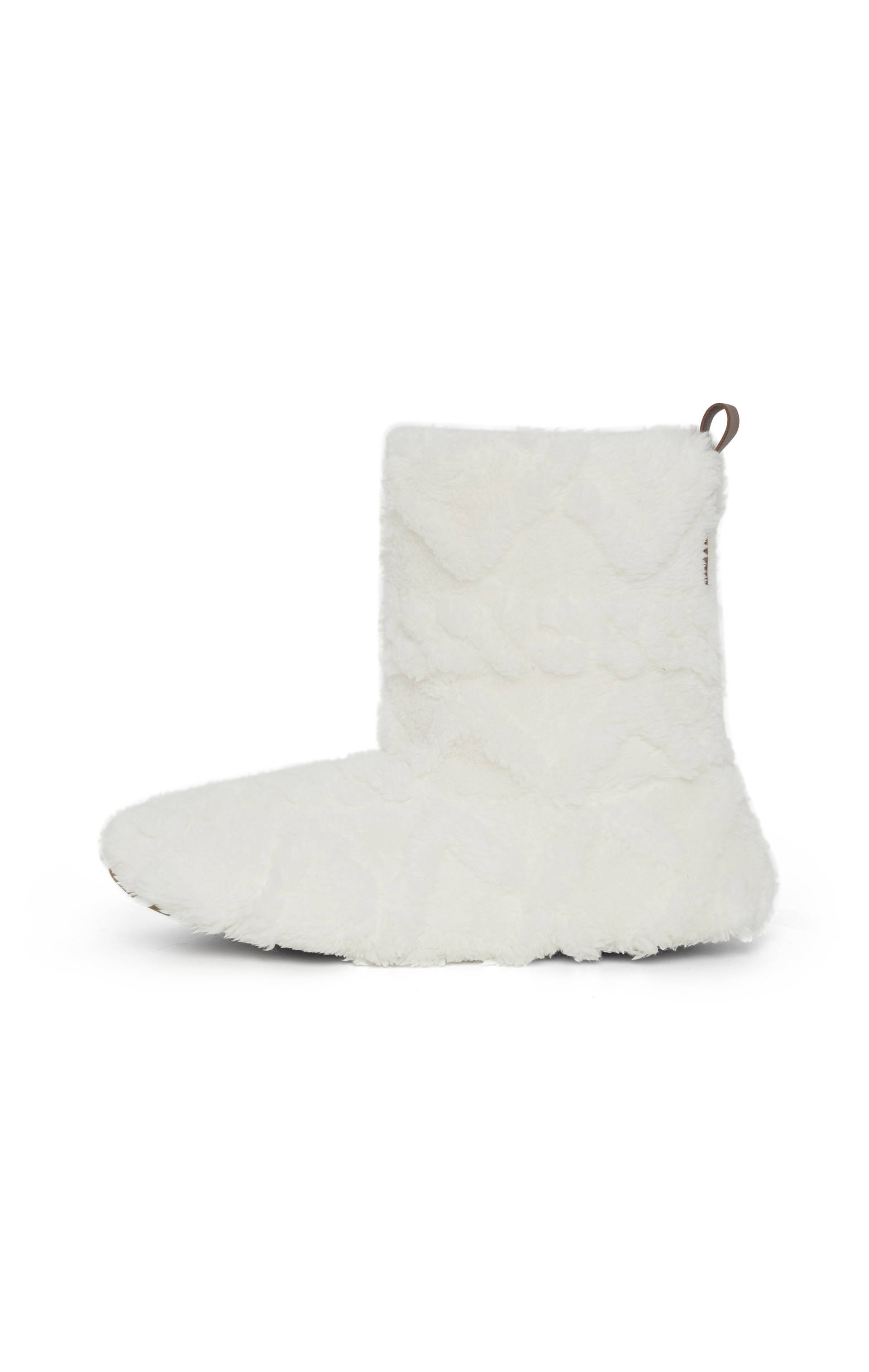 Onepiece Puppy Cable Slippers Off White - 2