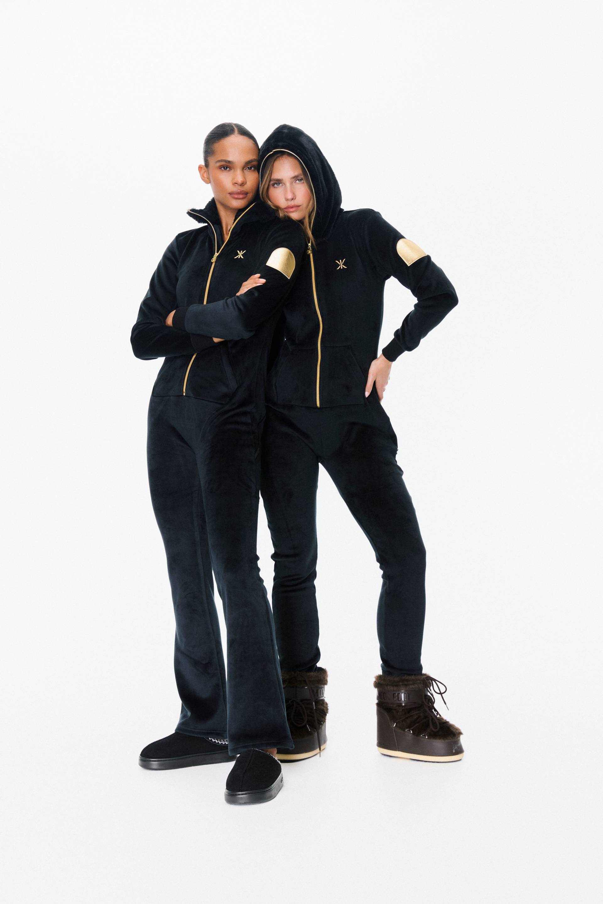 Onepiece Alps Soft Velvet Flared Jumpsuit Black - 10
