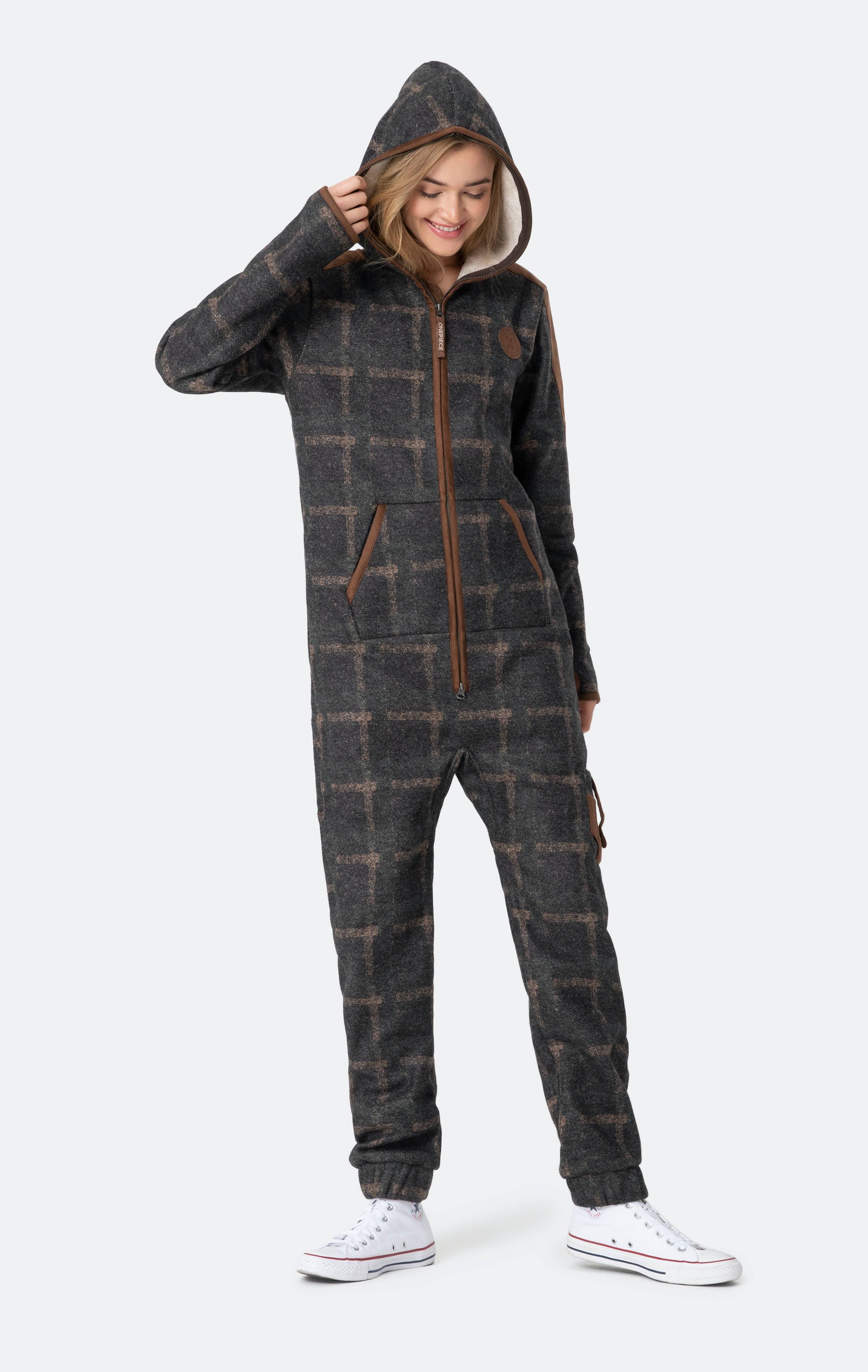 Onepiece Good Chill Hunting Jumpsuit Green - 7